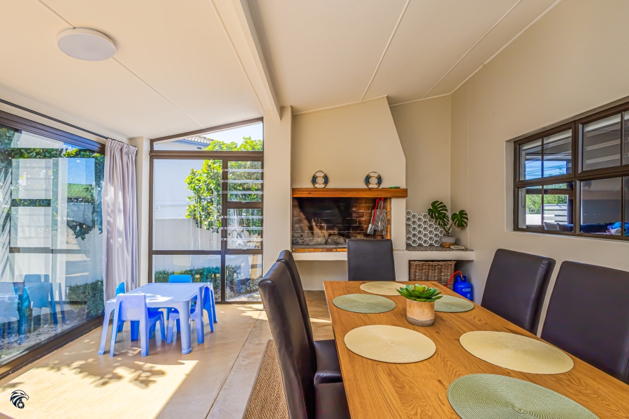 3 Bedroom Property for Sale in Myburgh Park Western Cape